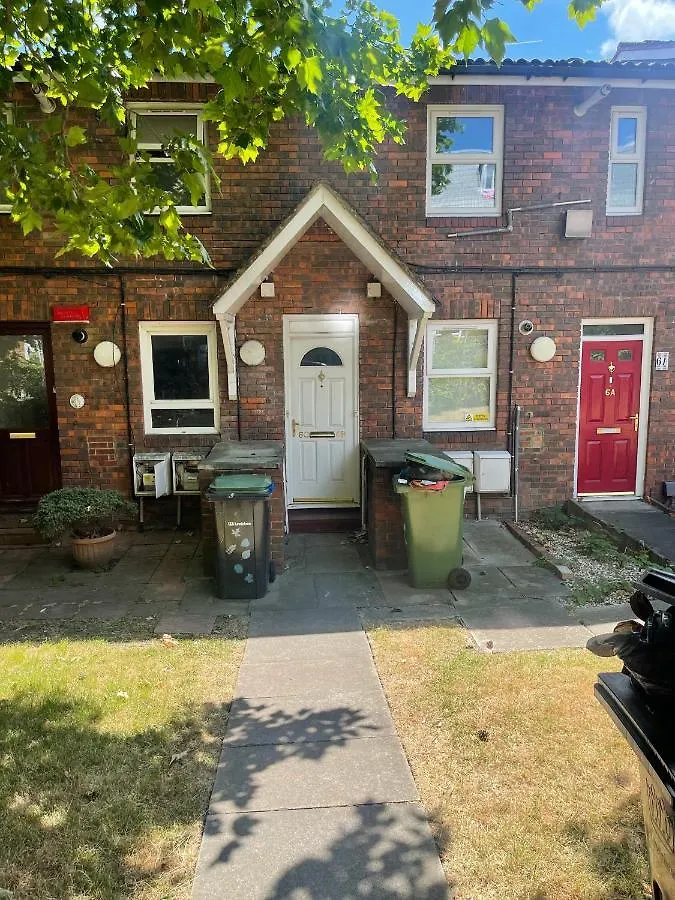 Spacious Two Bedroom Flat London United Kingdom